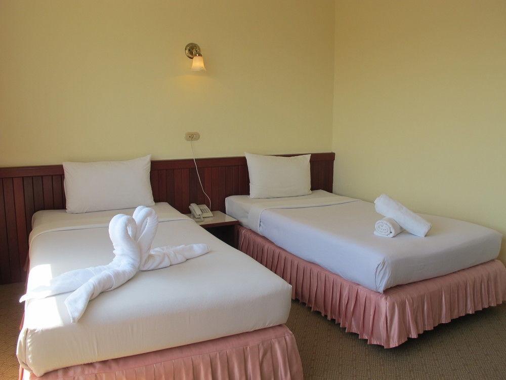 Chumphon Palace Hotel Экстерьер фото