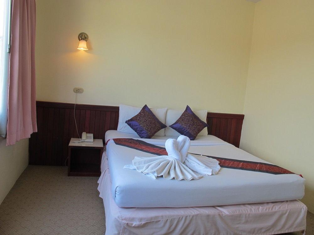 Chumphon Palace Hotel Экстерьер фото