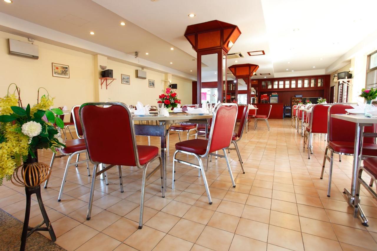 Chumphon Palace Hotel Экстерьер фото